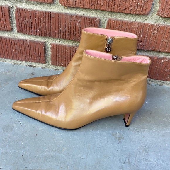 Escada Pointed Booties - Picture 2 of 11